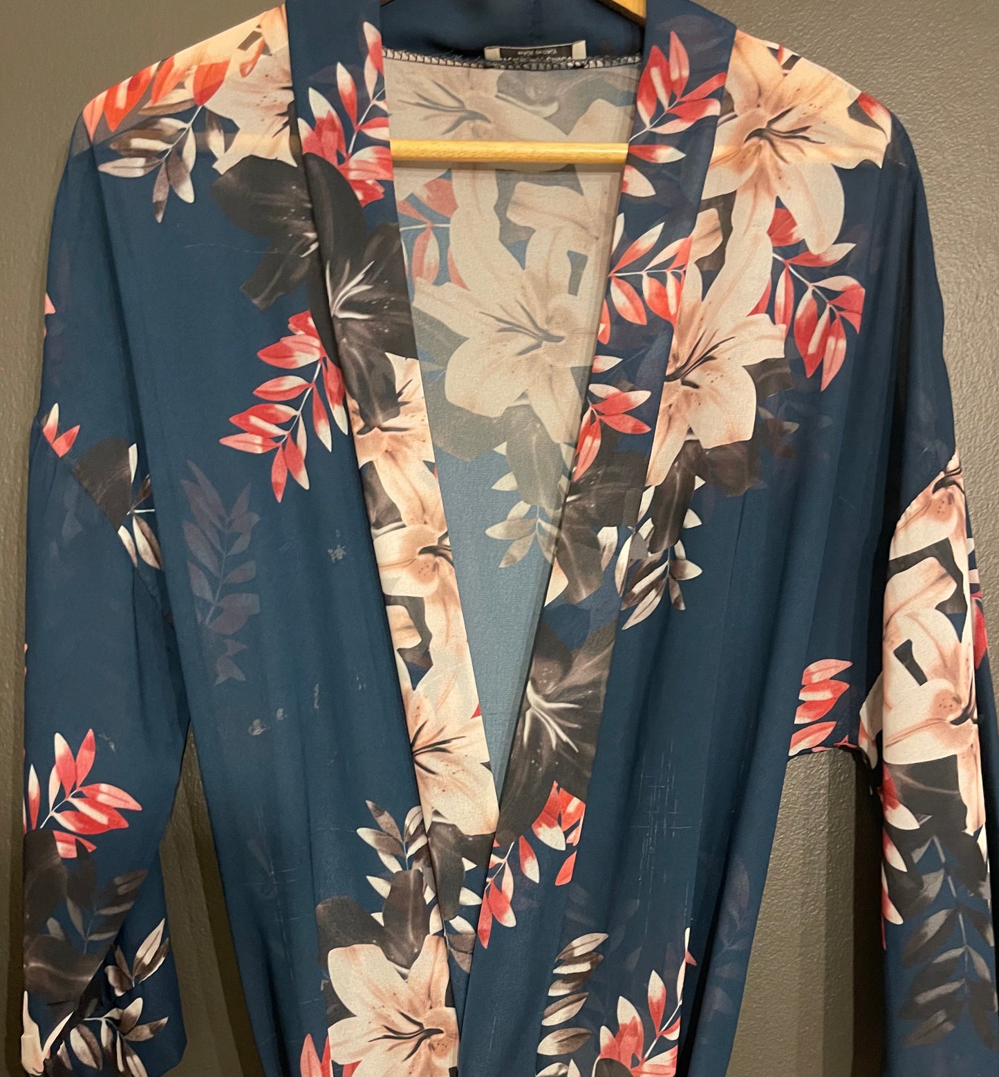 Kimono/kaftan blommönstrad onesize - Maia Hemera