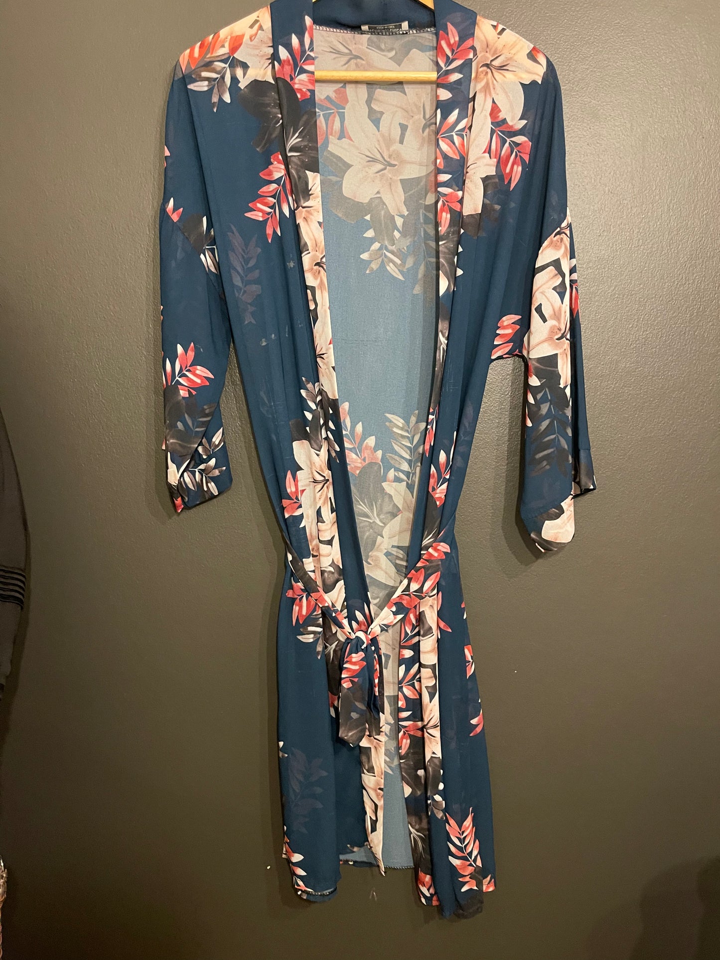 Kimono/kaftan blommönstrad onesize - Maia Hemera