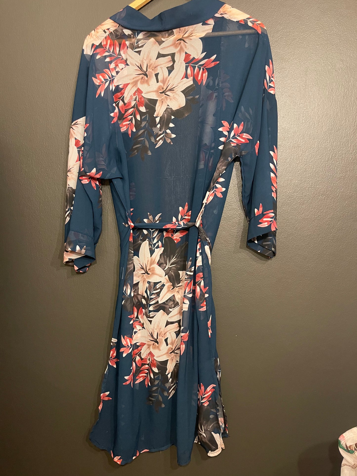 Kimono/kaftan blommönstrad onesize - Maia Hemera